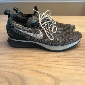 Nike Air Zoom Shoes Mariah Flyknit Racer Sequoia Natural Olive Green Size 11.5
